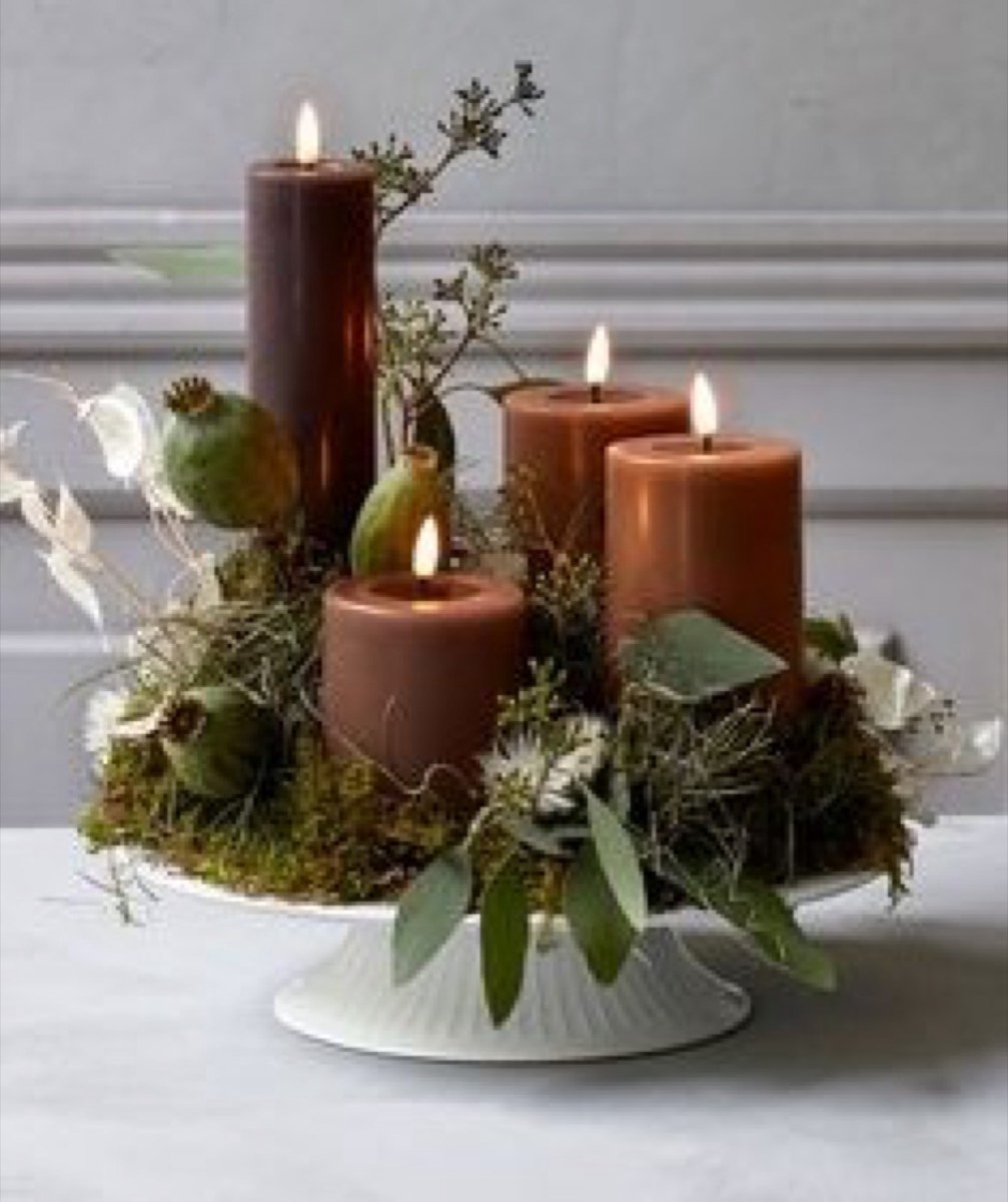 Advent, Studio Evalofa