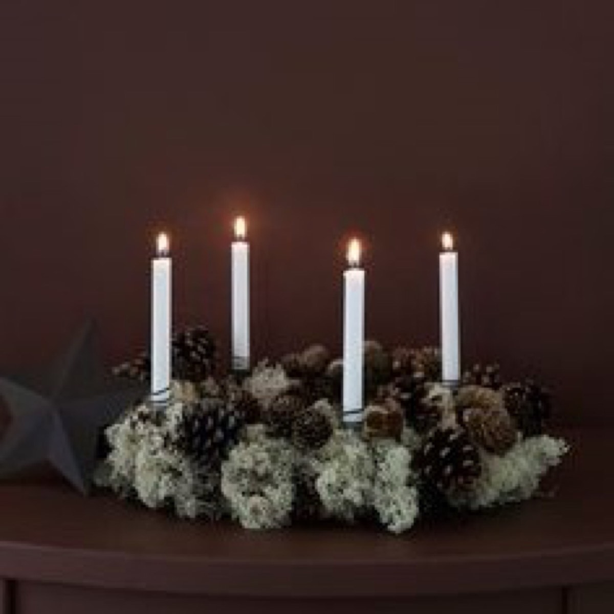 Advent, Studio Evalofa