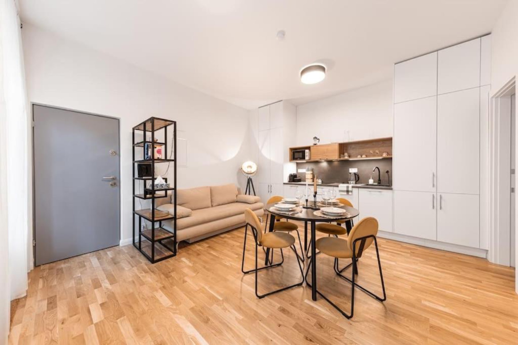 Air BnB Karlín, realizace Studia Evalofa